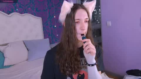 Snapshot of silvermuse chatting on March 3, 10:15 pm silvermuse online show from March 3, 10:15 pm