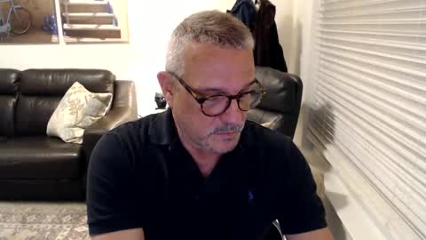 Snapshot of silveroli187 chatting on September 17, 1:46 pm silveroli187 online show from September 17, 1:46 pm