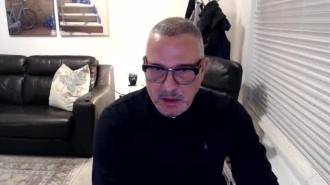 silveroli187 online show from December 15, 4:11 pm