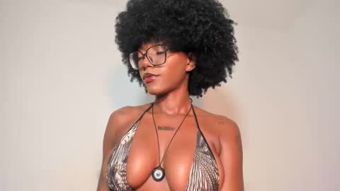 Snapshot of silverosequeen chatting on March 14, 7:36 am silverosequeen online show from March 14, 7:36 am