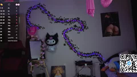 silvia_santorskii online show from June 10, 9:19 am