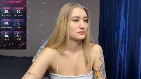 Silvia online show from February 6, 12:05 pm