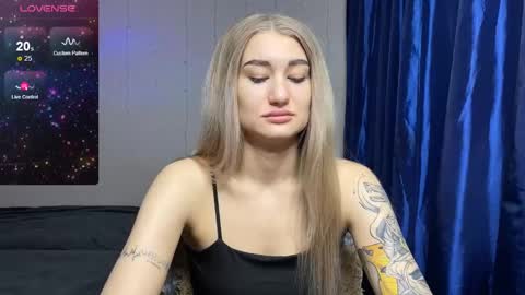 Silvia online show from February 23, 2:57 pm