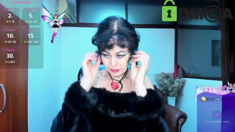 Snapshot of silvia_wallec chatting on March 2, 6:37 am Silvia Wallec online show from March 2, 6:37 am