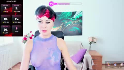 Snapshot of silvia_wallec chatting on October 30, 6:48 am Silvia Wallec online show from October 30, 6:48 am