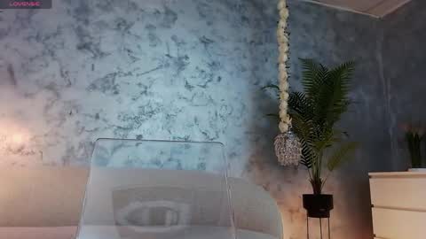 Silvia online show from March 7, 8:11 am