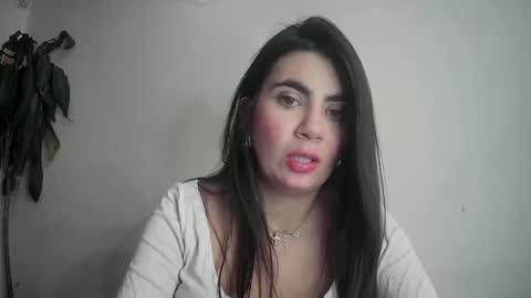 Silvie online show from February 18, 12:59 am