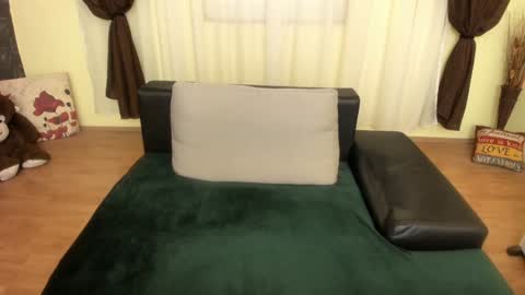 Silvya online show from December 3, 8:17 pm