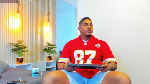 simeone_panda online show from December 21, 11:55 am