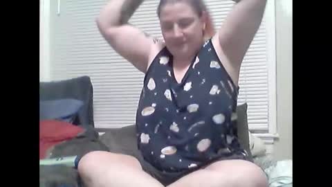 Snapshot of simm_w chatting on February 2, 11:58 pm Simm W online show from February 2, 11:58 pm