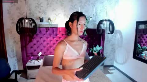 simon_durand online show from November 10, 4:00 am