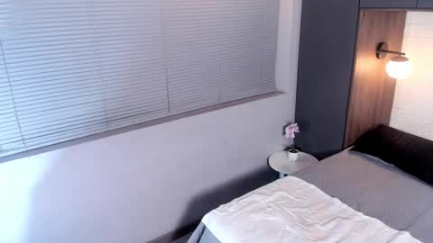 Snapshot of simon_durand chatting on March 11, 5:02 am simon_durand online show from March 11, 5:02 am