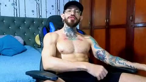 Simon  online show from June 6, 12:10 pm