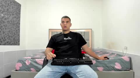 SIMON KELER online show from December 20, 11:06 am