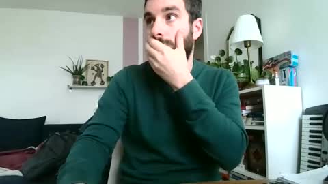 Snapshot of simonxtem chatting on March 12, 1:39 pm Simonxtem online show from March 12, 1:39 pm