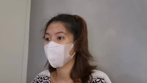 Snapshot of simply_sassy chatting on December 20, 6:19 am Saskia online show from December 20, 6:19 am