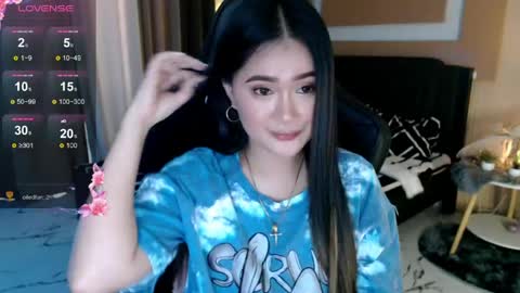 Adrianna Fowler online show from May 23, 3:56 am