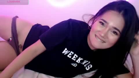 Adrianna Fowler online show from July 2, 3:23 am
