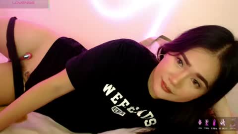 Adrianna Fowler online show from July 7, 7:56 am