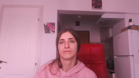 simyhvn online show from December 19, 9:27 am