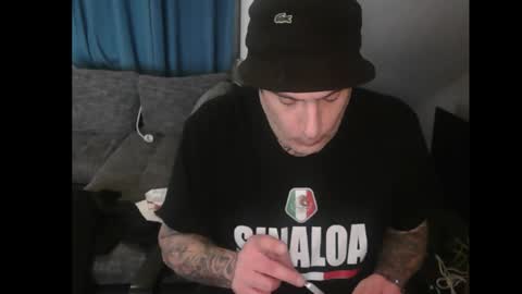 sinalco1975 online show from January 17, 4:39 am