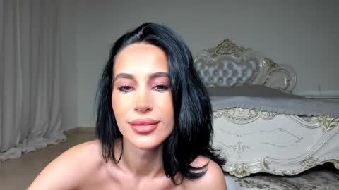 C online show from November 4, 6:18 pm