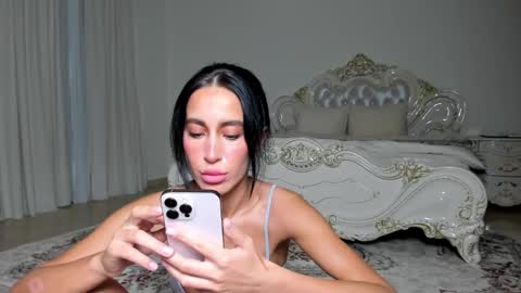 C online show from February 12, 9:32 pm