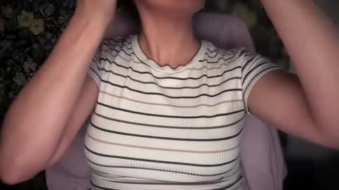 Sindra online show from December 18, 11:44 pm