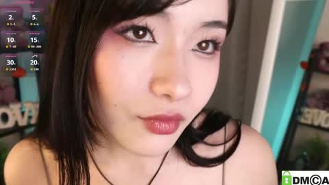 Snapshot of sindy_cet chatting on April 24, 8:11 pm Eva online show from April 24, 8:11 pm