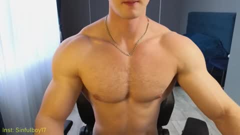 Snapshot of sinffuly chatting on February 16, 8:32 am Richard online show from February 16, 8:32 am