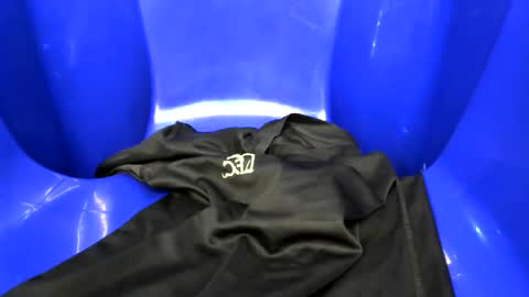 Snapshot of sinful_slut88 chatting on June 6, 7:51 pm sinful_slut88 online show from June 6, 7:51 pm