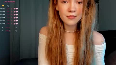Snapshot of sinfulsmile_ chatting on September 12, 11:10 am Ivy online show from September 12, 11:10 am