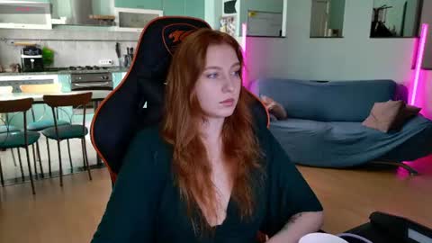 Alya and Mr. Sinner online show from July 22, 11:57 am