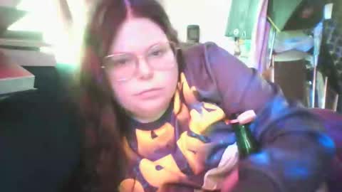 Siofra online show from February 16, 3:38 pm