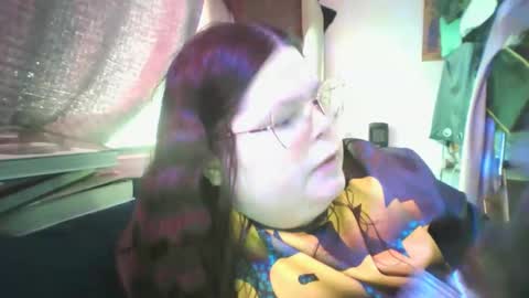 Siofra online show from February 16, 6:43 pm