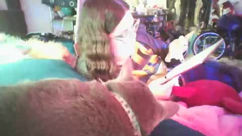 Siofra online show from February 16, 9:48 pm