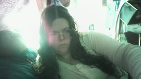 Siofra online show from February 17, 4:59 pm