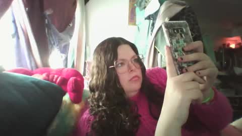 Siofra online show from February 18, 8:36 pm