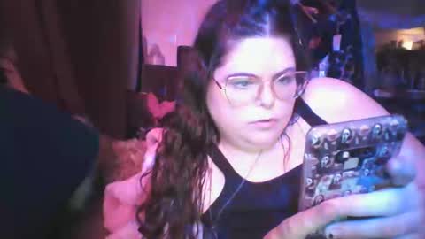 Siofra online show from February 28, 10:41 am