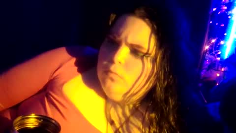 Siofra online show from November 14, 11:42 am