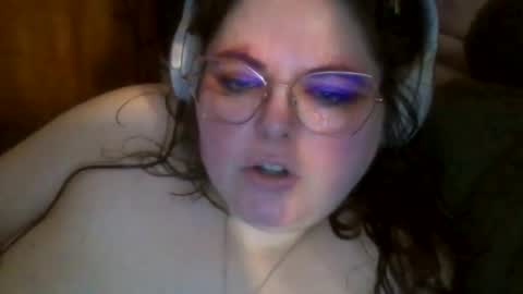 Siofra online show from February 27, 5:40 am