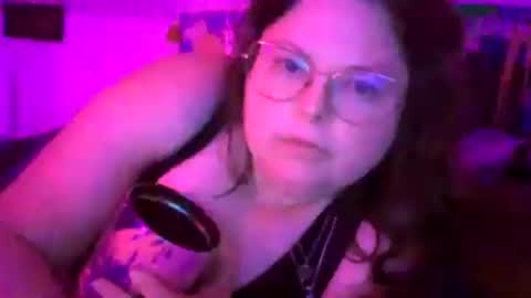 Siofra online show from June 27, 5:01 am
