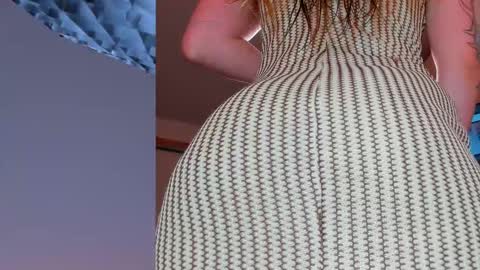 Siouxsie online show from March 27, 11:10 am