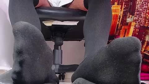 Snapshot of sir_kev66 chatting on March 6, 6:37 pm only foot worshipers here online show from March 6, 6:37 pm