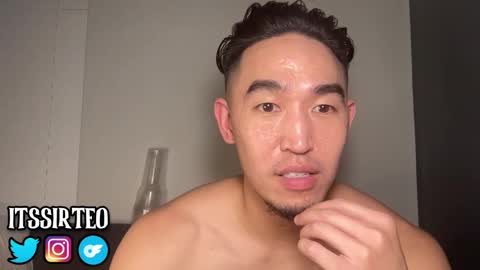 Snapshot of sir_teo chatting on February 22, 4:51 am SIR TEO online show from February 22, 4:51 am