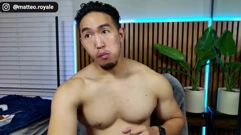 Snapshot of sir_teo chatting on November 4, 2:54 am SIR TEO online show from November 4, 2:54 am