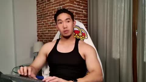 Snapshot of sir_teo chatting on June 19, 3:38 pm SIR TEO online show from June 19, 3:38 pm