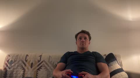 sirbubblesworth online show from December 10, 2:16 am