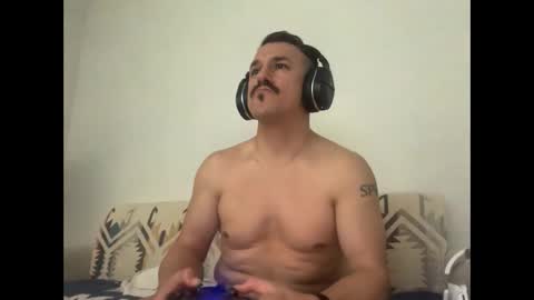 sirbubblesworth online show from September 15, 11:38 pm