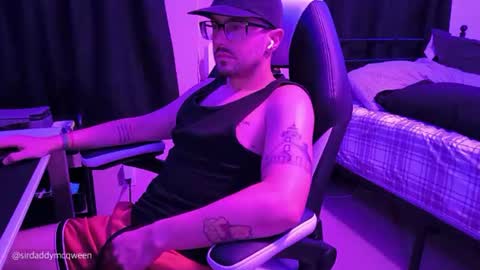 Sir Daddy McQween online show from August 8, 2:36 am